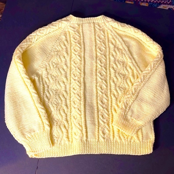 Yellow Chunky Cable Knit Cardigan XL - Picture 14 of 17